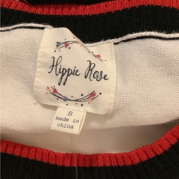 Nwt Hippie rose sweater Size Small G - Picture 2 of 5
